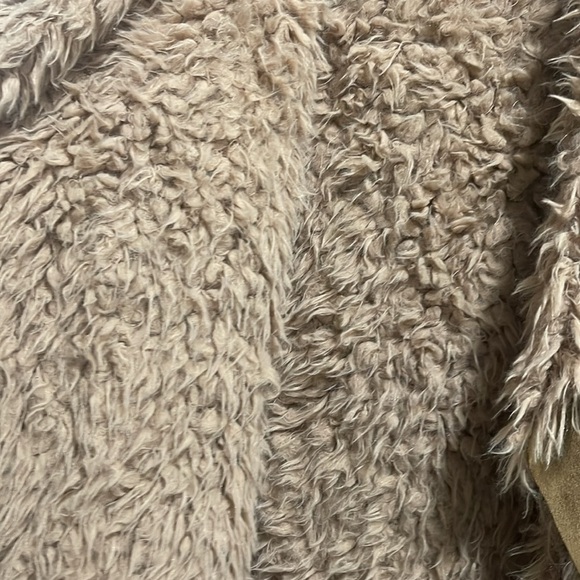 Coco + Jaimeson faux leather/fur suede vest - Picture 5 of 8